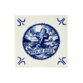 Schiffmacher Royal Blue Tattoo • Tegel • Schiffmacher Royal Blue Tattoo is een unieke samenwerking tussen tattoo artist Henk Schiffmacher en Royal Delft - Porcelyne Fles. De oude ambachten en tradities van beiden komen samen in prachtige objecten als vazen, borden en tegels. Rijk aan cultuur en historie.