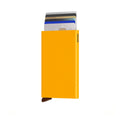 Secrid Cardprotector Powder│art. CP-OCHRE│Pasjeshouder│voorkant met uitgeschoven pasjes