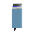 Secrid Cardprotector Powder│art. CP-SKYBLUE│Pasjeshouder│voorkant met uitgeschoven pasjes en clip