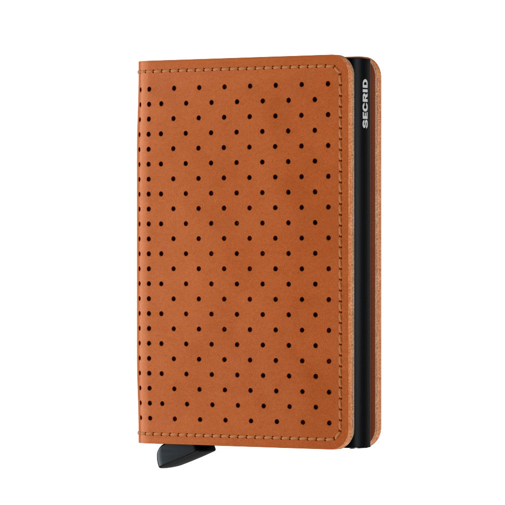 Secrid Slimwallet Perforated│art. SPF-COGNAC│Pasjeshouder│voorkant met witte achtergrond