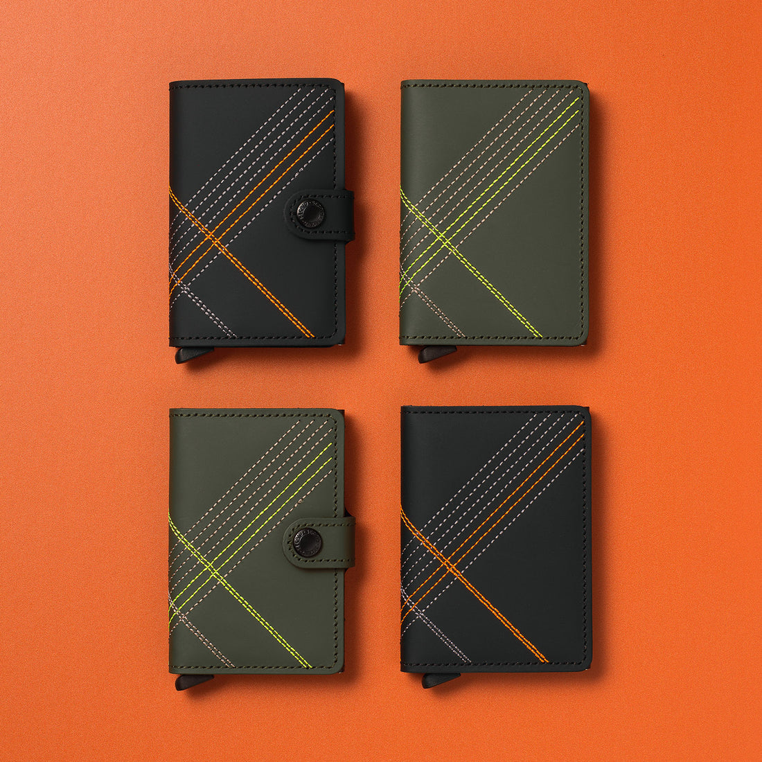 Secrid Miniwallet Stich│art. MST-LINEA-Orange│Pasjeshouder│voorkant met wittte achtergrond