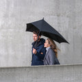 Senz Storm Paraplu XXL│Pure Black│Senz Umbrella│2 persoons paraplu lifestyle