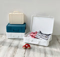Opbergkoffer Trunk Story Hachiman│Small Zwart│art. 240341│witte verisie geopend met kleding