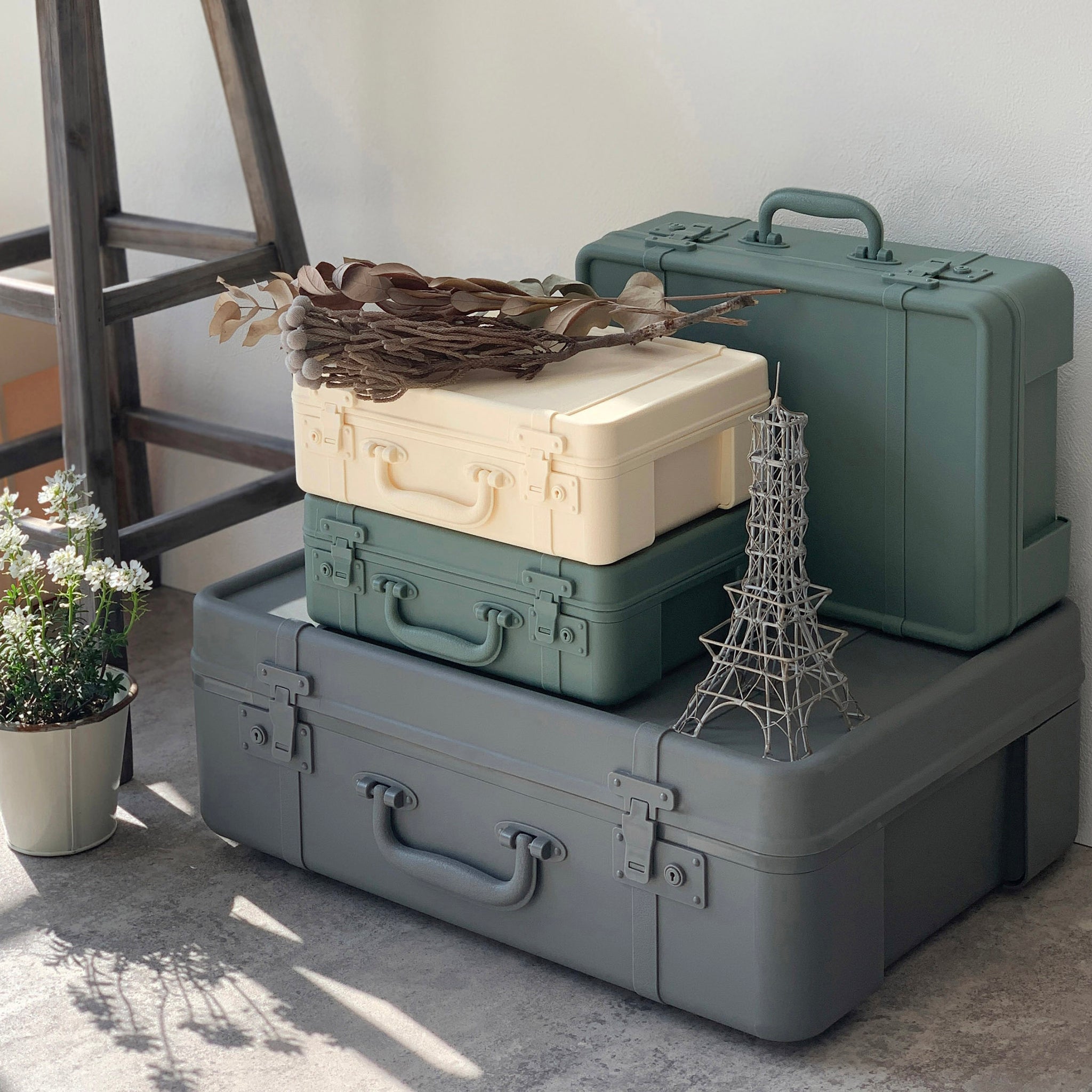 Opbergkoffer Trunk Story Hachiman│Medium Grey│Opbergdoos│diverse maten met eiffeltoren