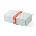 Uhmm 01 Morning Mist Opvouwbare Lunchbox│art. 981270│vooraanzicht met strap Coral Red