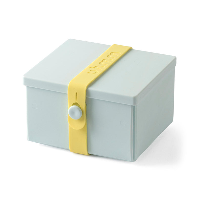 Uhmm 02 Opvouwbare Lunchbox Moring Mist│art. 981275│vooraanzicht met strap Citrus
