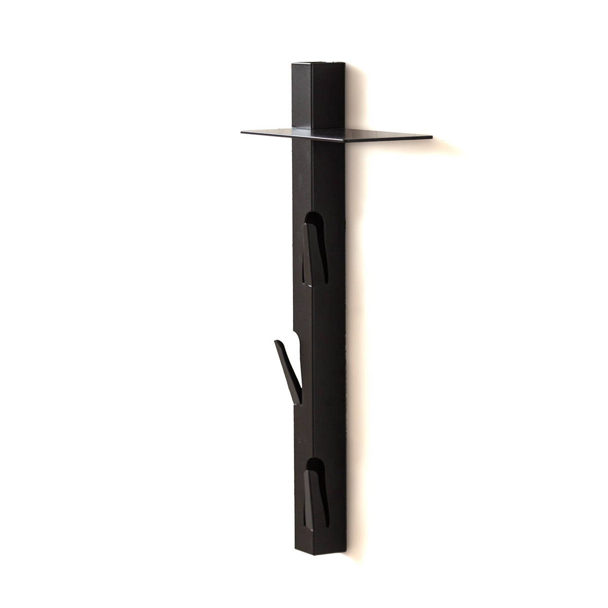 Coatrack by the Meter Verticaal│50cm met Plankje Zwart│Maarten Baptist voor Vij5│product foto witte achtergrond_B