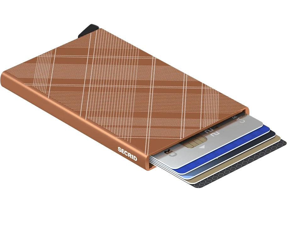 Secrid Cardprotector Laser│art. CLA-TARTAN RUST│Pasjeshouder aluminium│bovenaanzicht met uitgeschoven pasjes
