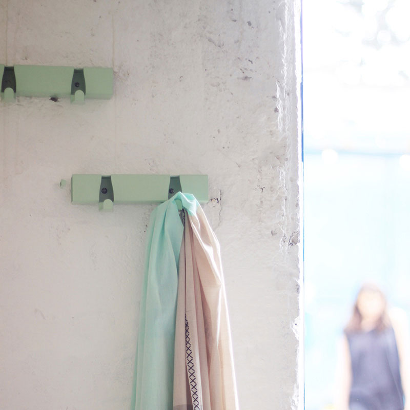 Coatrack by the Meter 50cm Mintgroen│Vij5│vooraanzicht met witte achtergrond